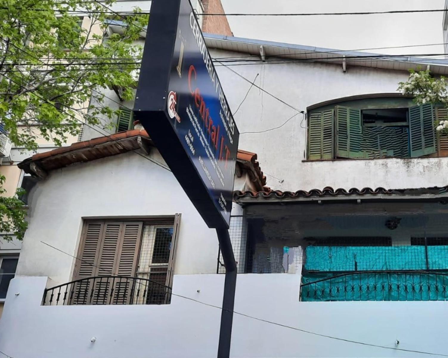 VENTA DE DEPARTAMENTO CON PATIO, 1ER PISO.