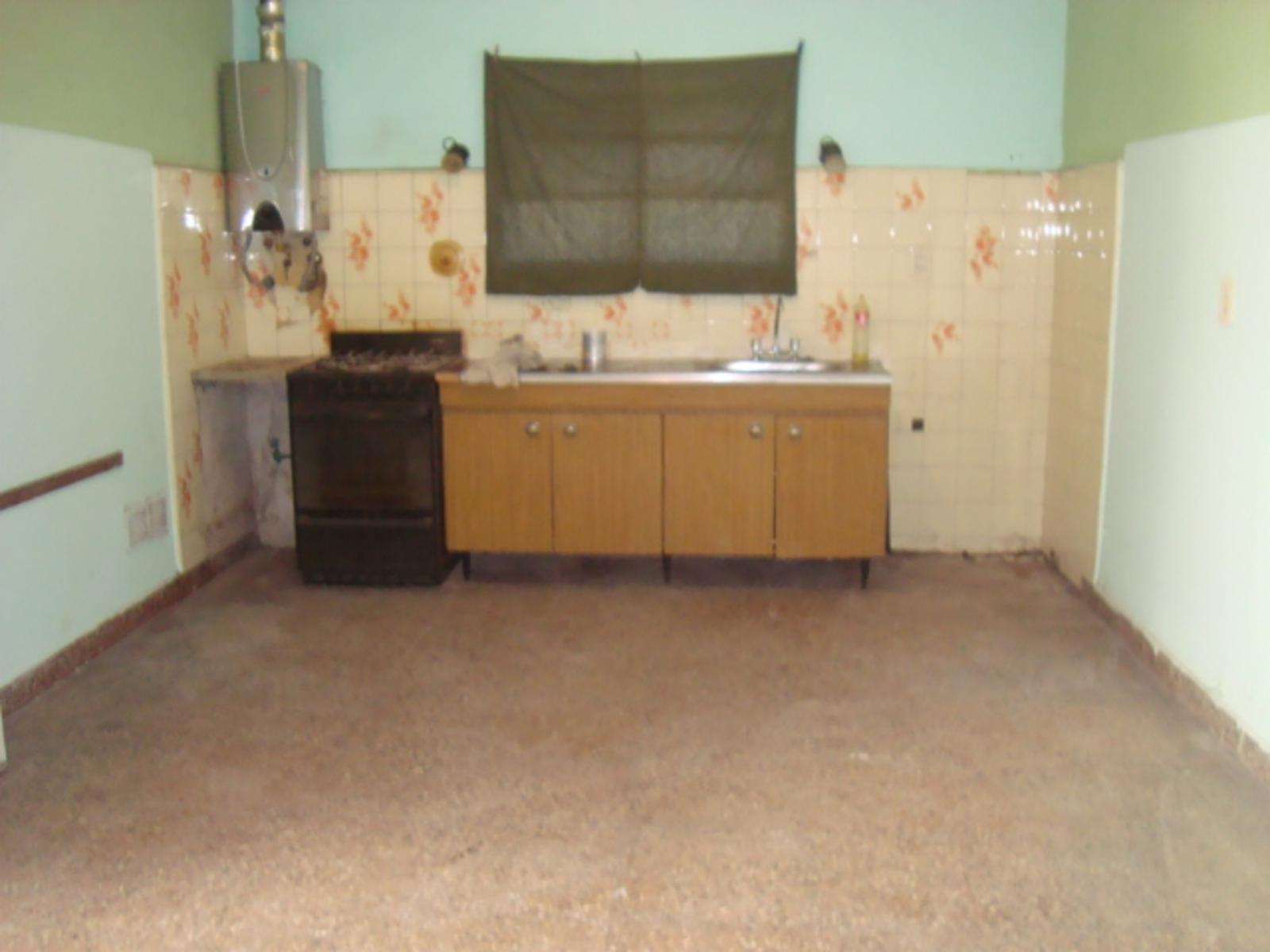 GUATAMBU 1200 · Almirante Brown — foto 9