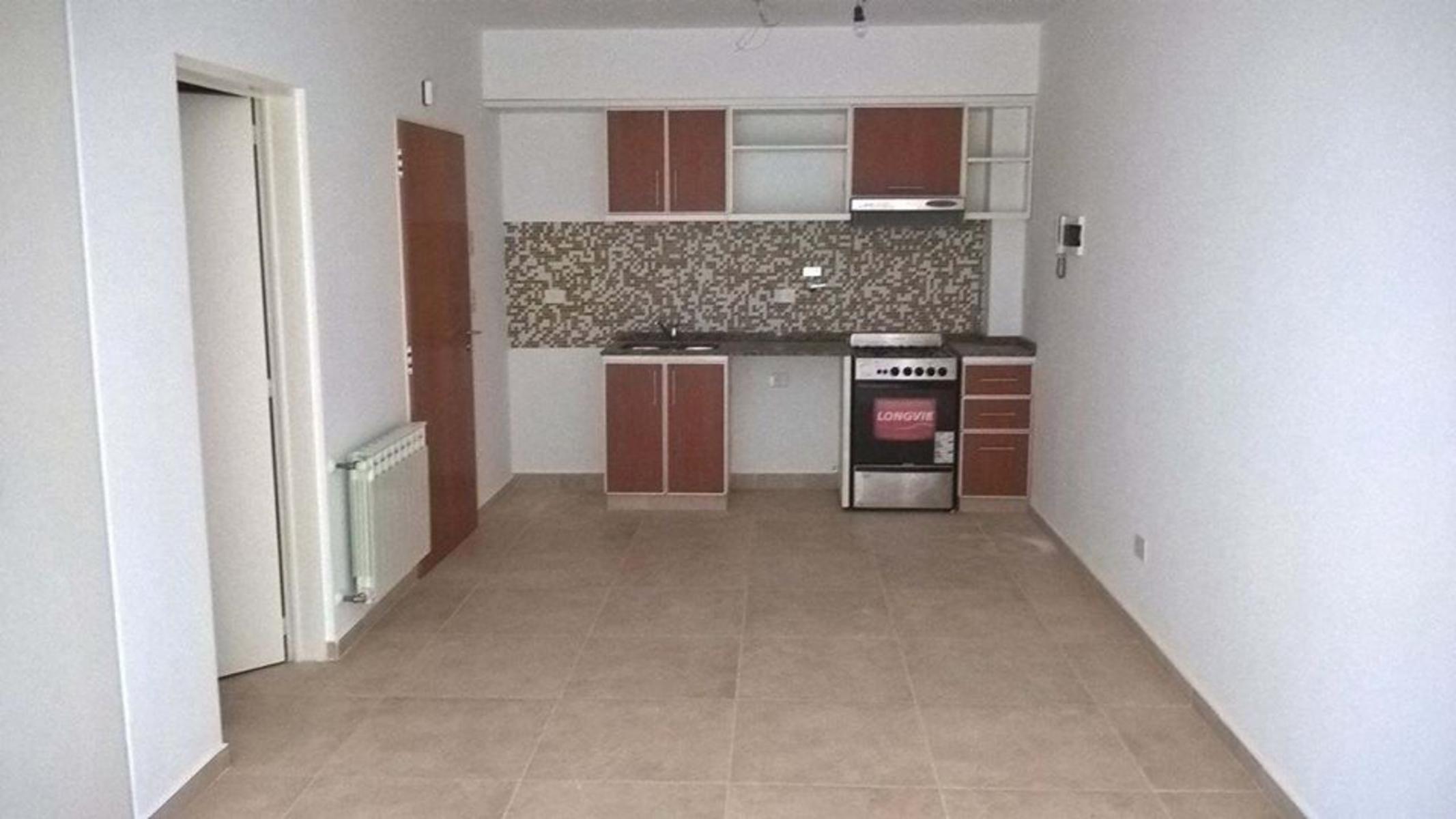 llerena 2600 · Villa Urquiza — foto 9