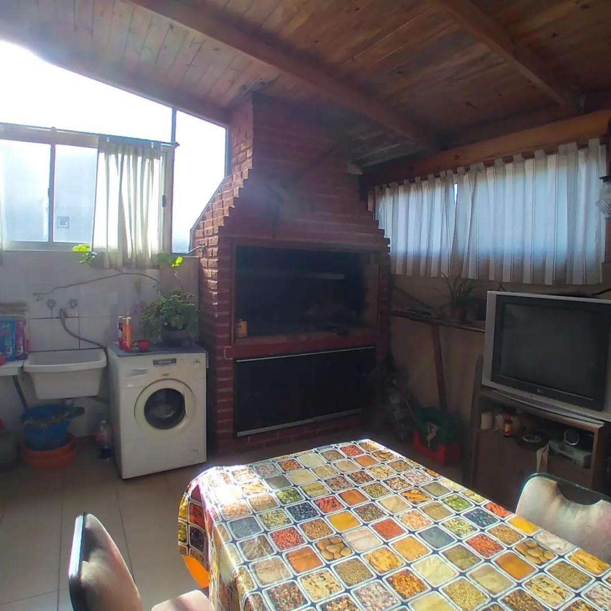 TRIUNVIRATO 2328 · La Matanza — foto 14