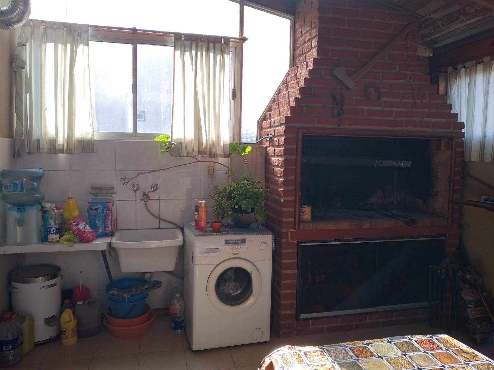 TRIUNVIRATO 2328 · La Matanza — foto 32