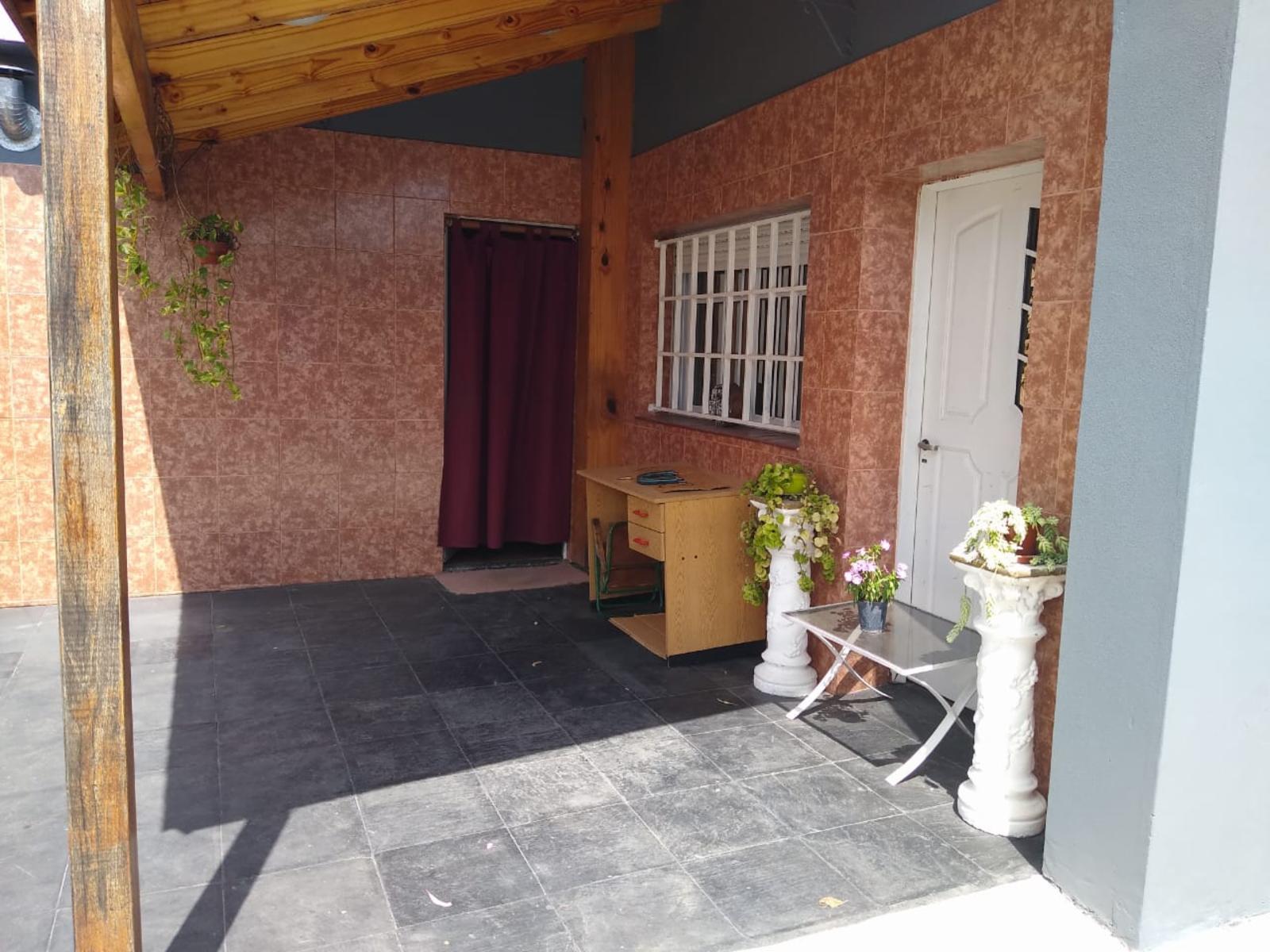 VENTA - CASA - 2 AMB GARAGE + DEPTO - BILLINGHURST - 25 DE MAYO