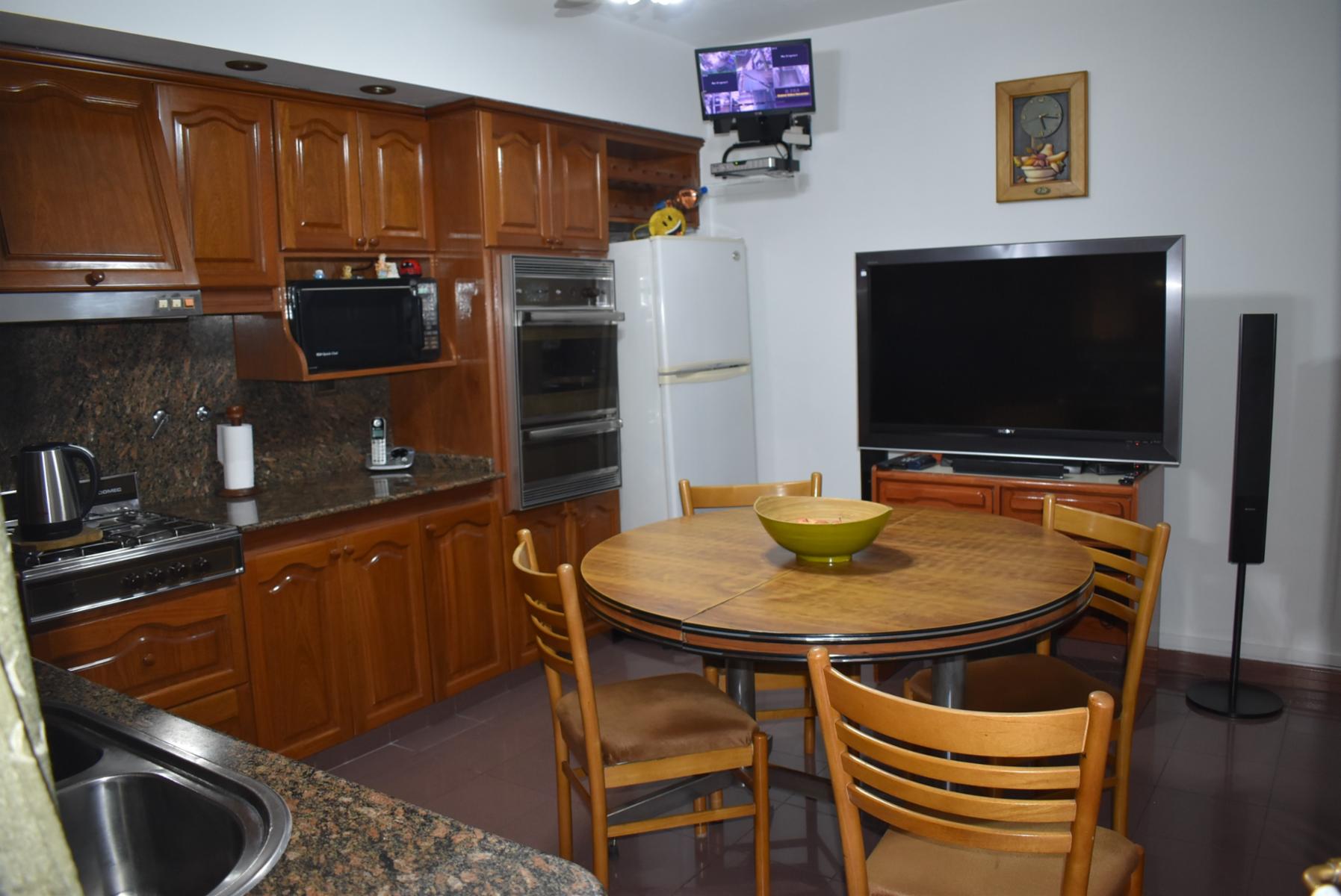 Humahuaca 209 · Almirante Brown — foto 13