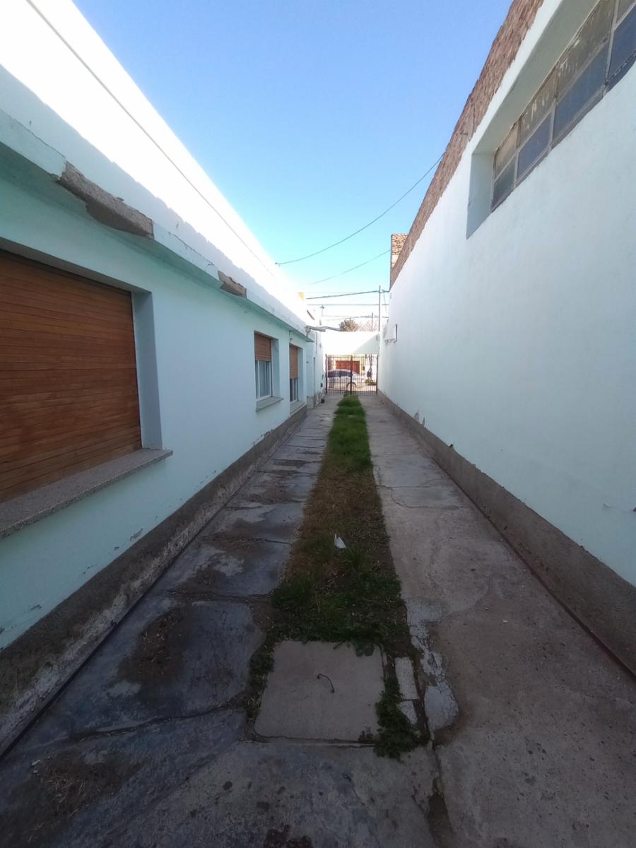 Sarmiento 521 · General Roca — foto 16