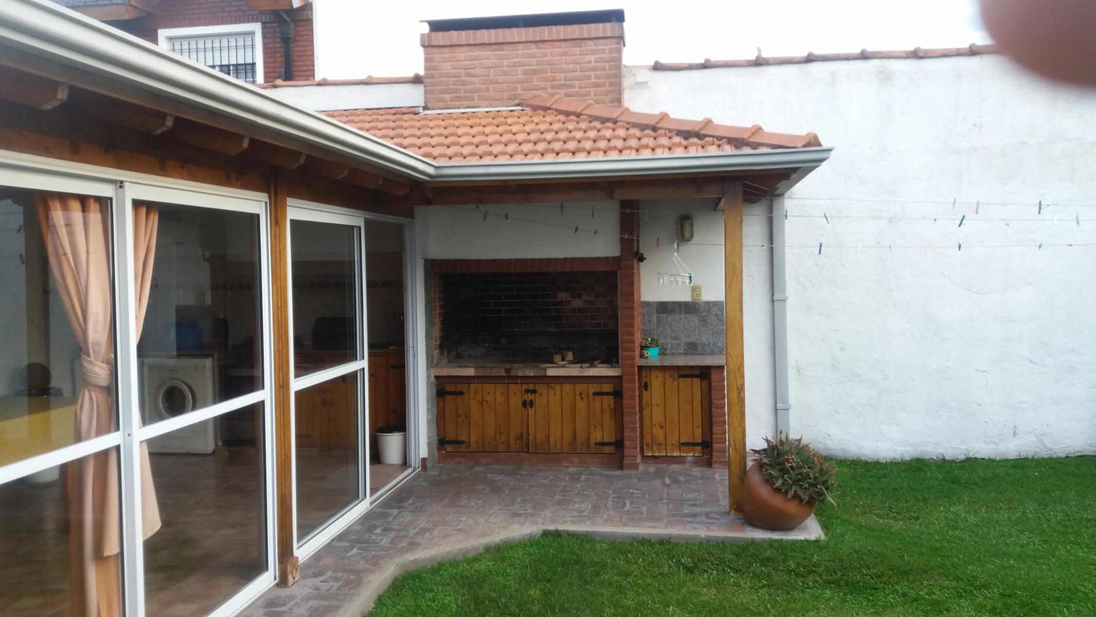 DE FILIPPI 1131 · Ituzaingó — foto 3