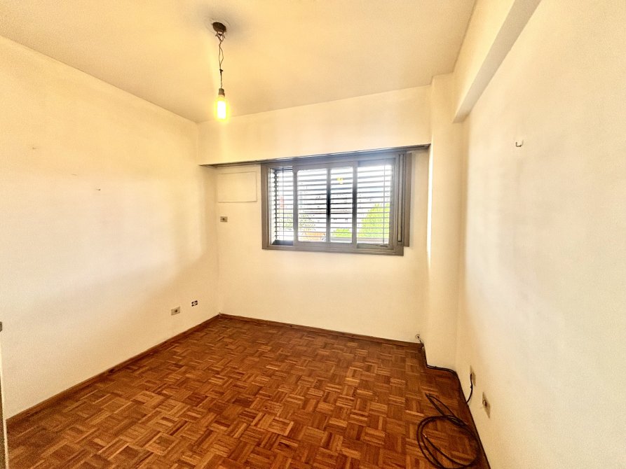 alem 110 · Lomas De Zamora — foto 14