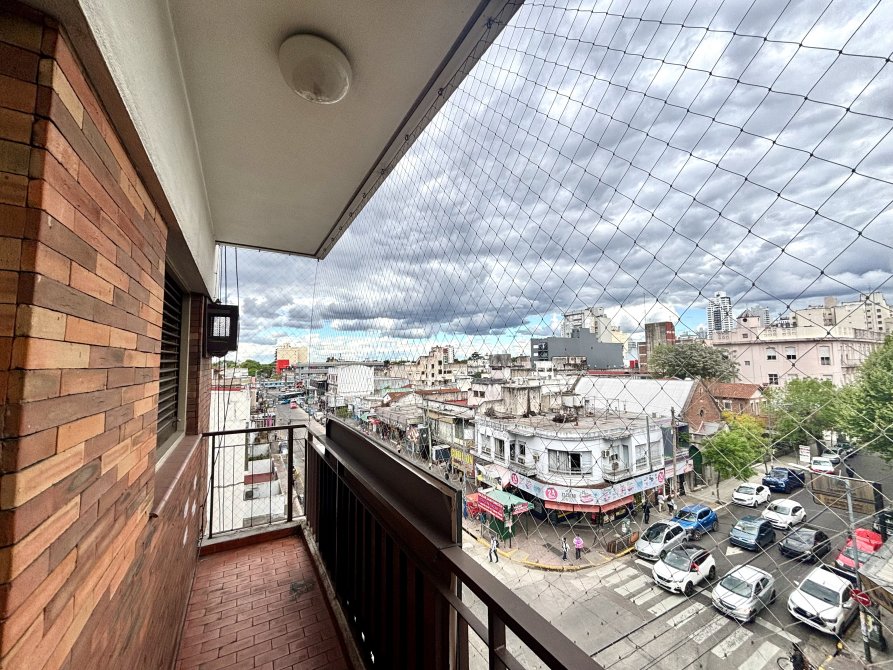 alem 110 · Lomas De Zamora — foto 16