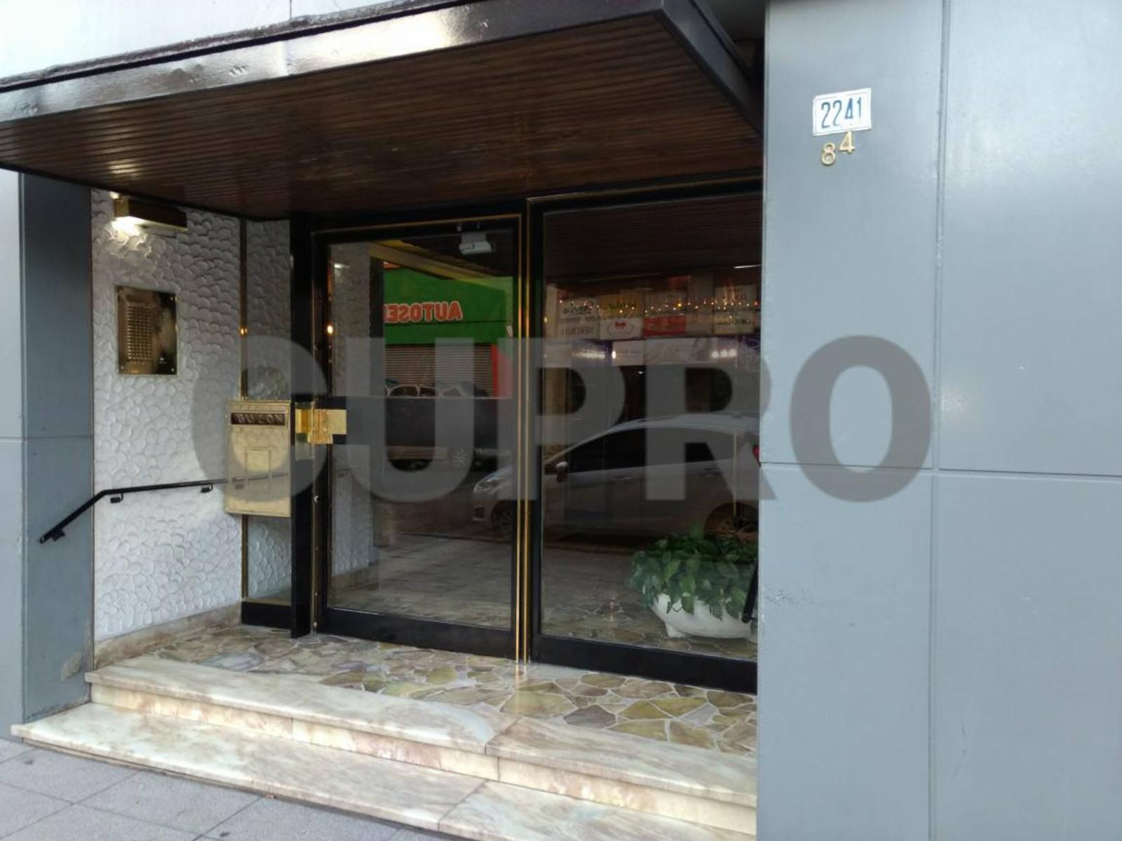DEPARTAMENTO 3 AMBIENTES A 1 CUADRA PLAZA SAN MARTIN