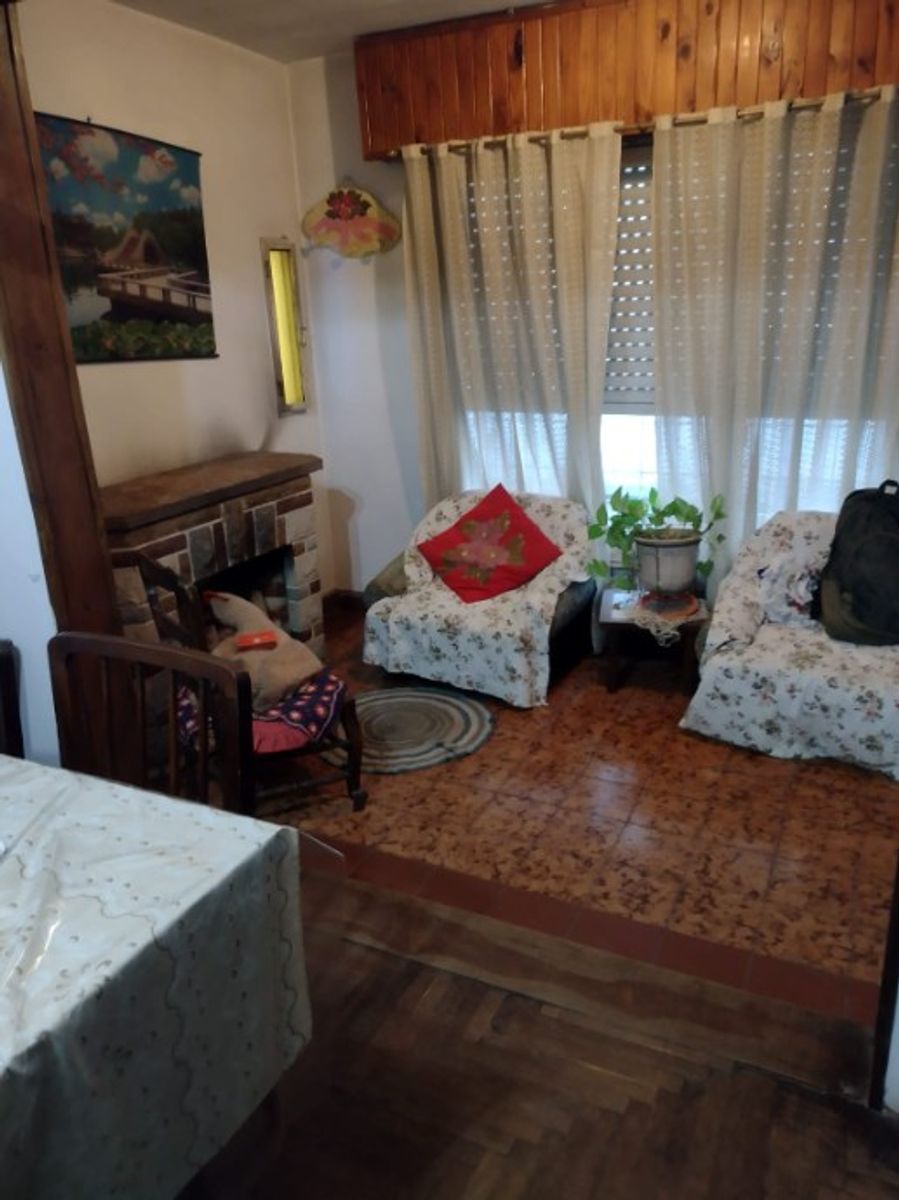 R O Uruguay 558 · Morón — foto 11