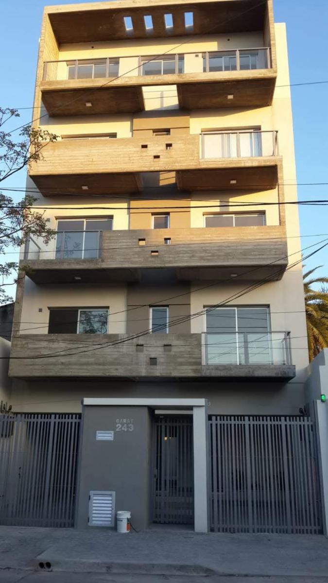 Departamento de 2 ambientes con cochera
