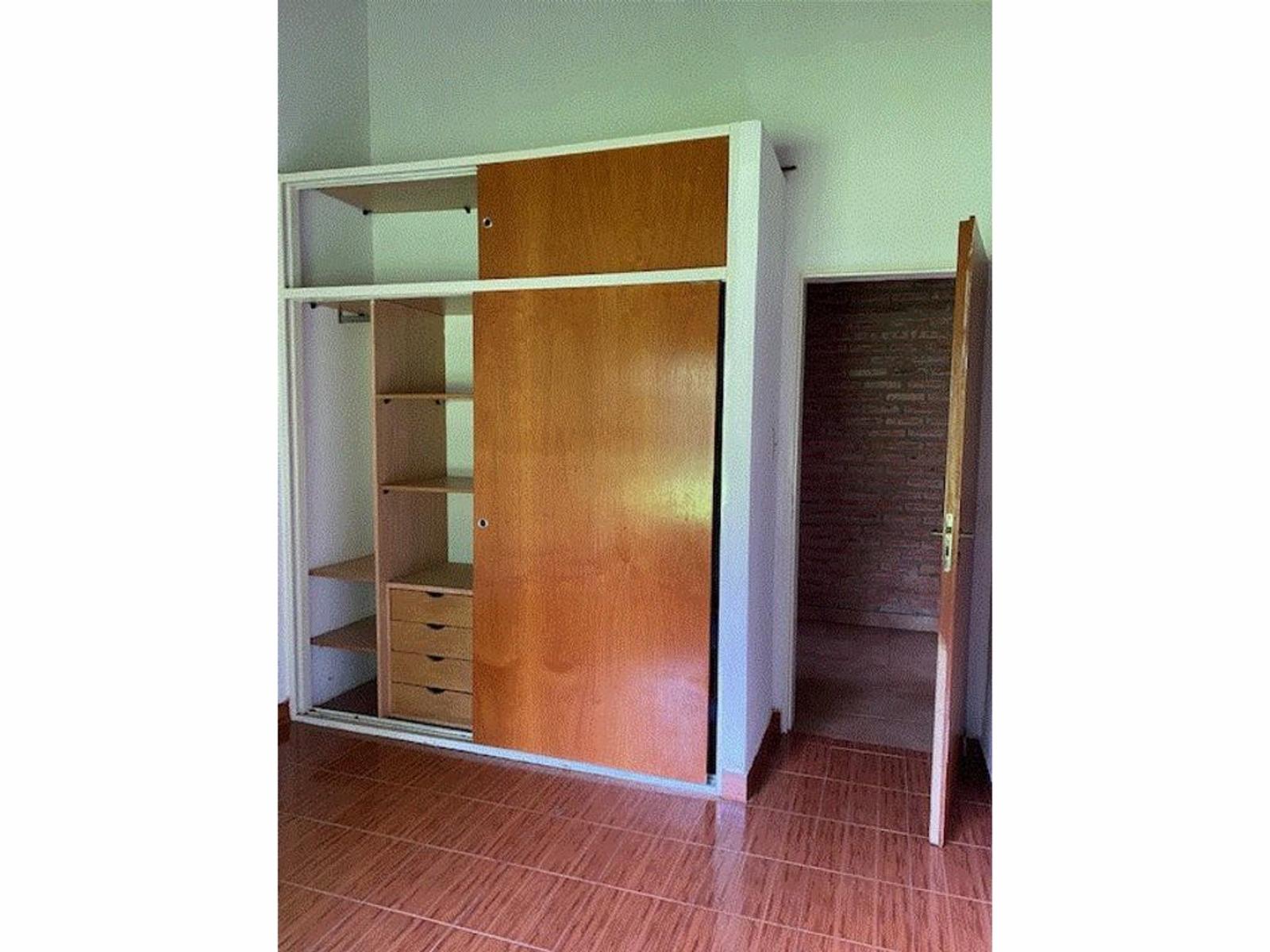 Benito Juarez 1550 · Moreno — foto 3