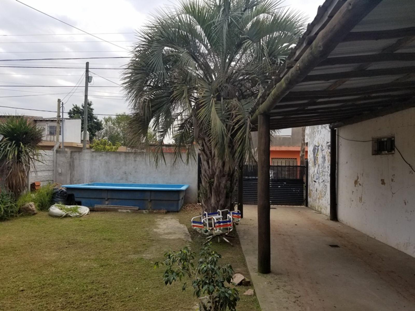 Casa En Venta Moreno 3 Amb. A Mts. Acceso Oeste. Financia