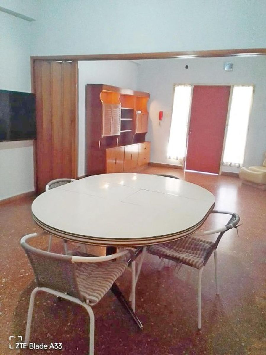 Carlos Calvo 2246 · Morón — foto 4