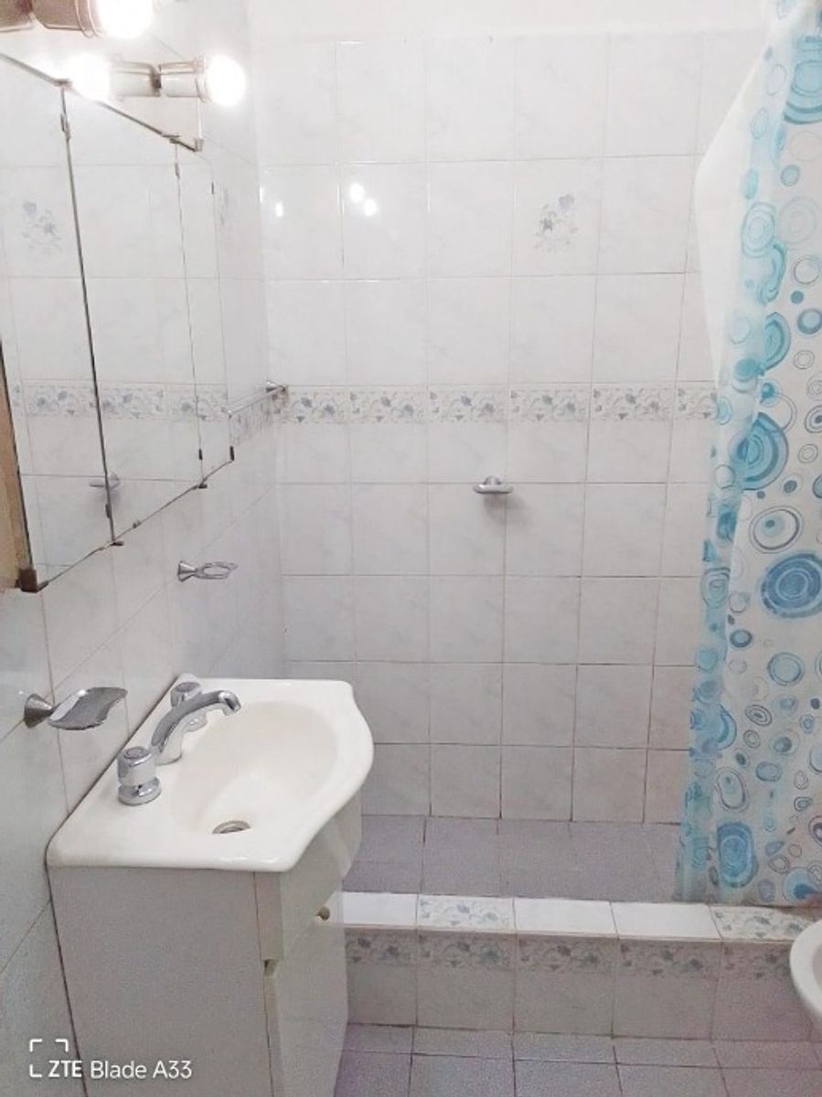 Carlos Calvo 2246 · Morón — foto 8