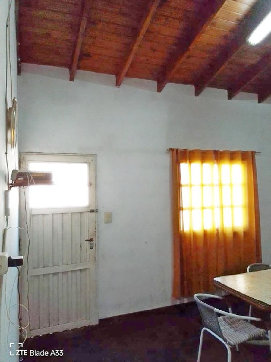 Carlos Calvo 2246 · Morón — foto 10