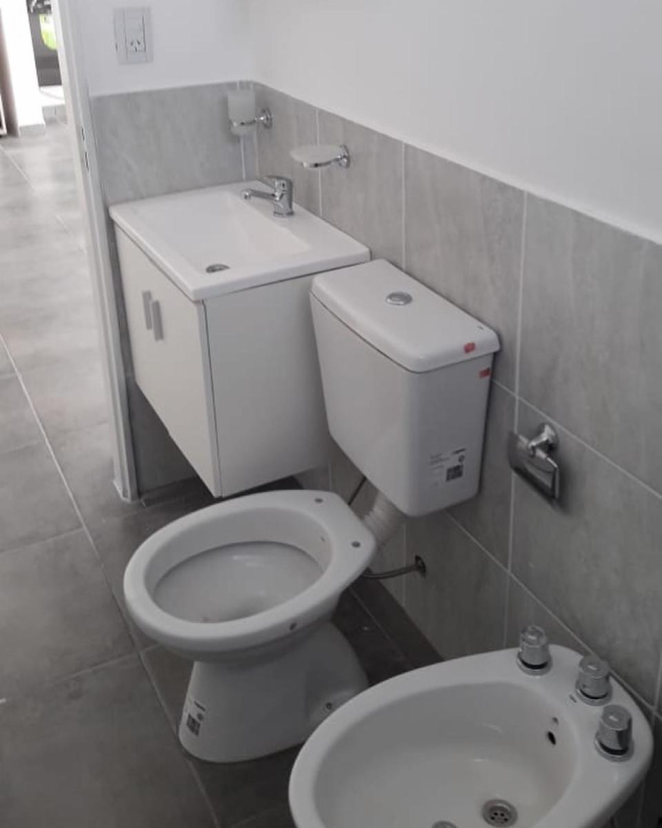 Brown 2068 · General Roca — foto 13