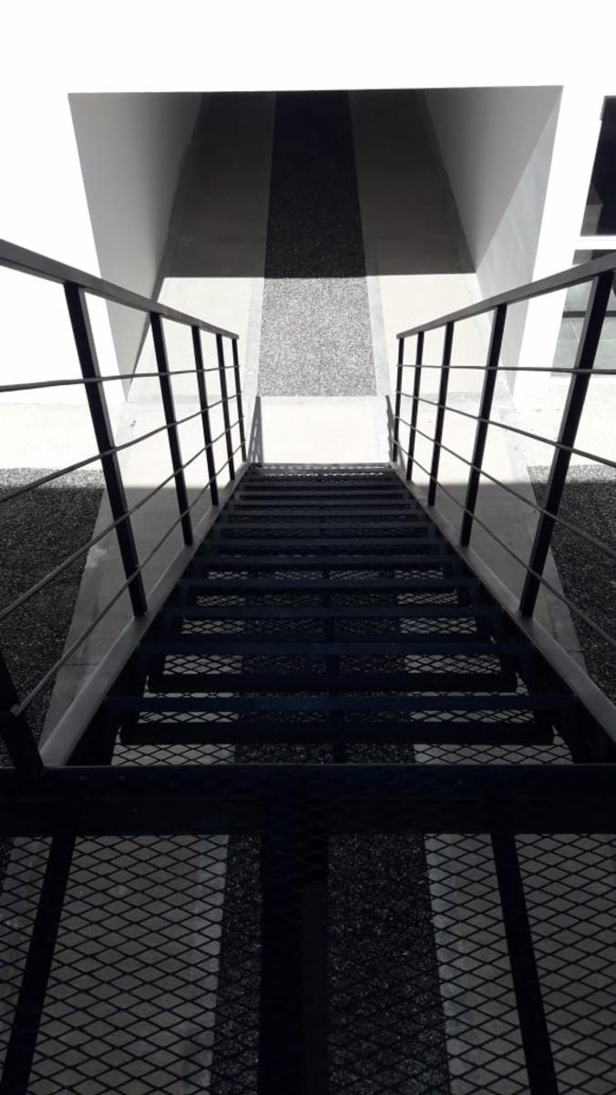 Brown 2068 · General Roca — foto 21