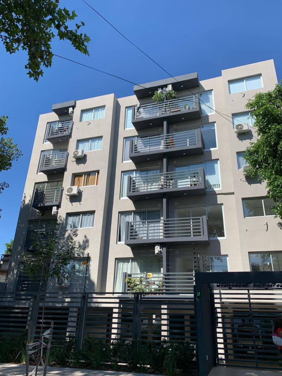 IMPECABLE DEPARTAMENTO 2 AMB C/COCHERA MORON