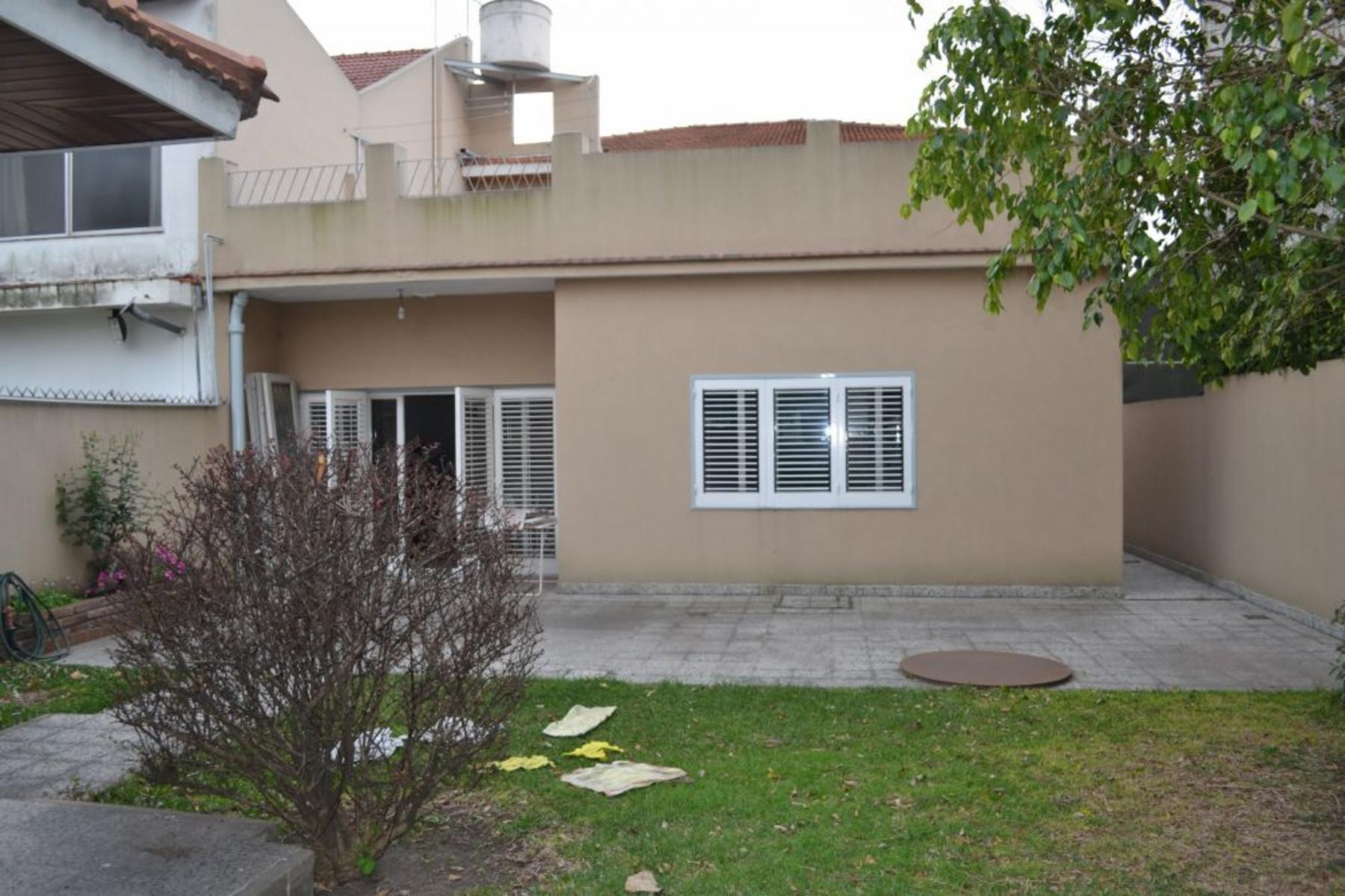 Av. Eva Perón 1327 · Lomas De Zamora — foto 11