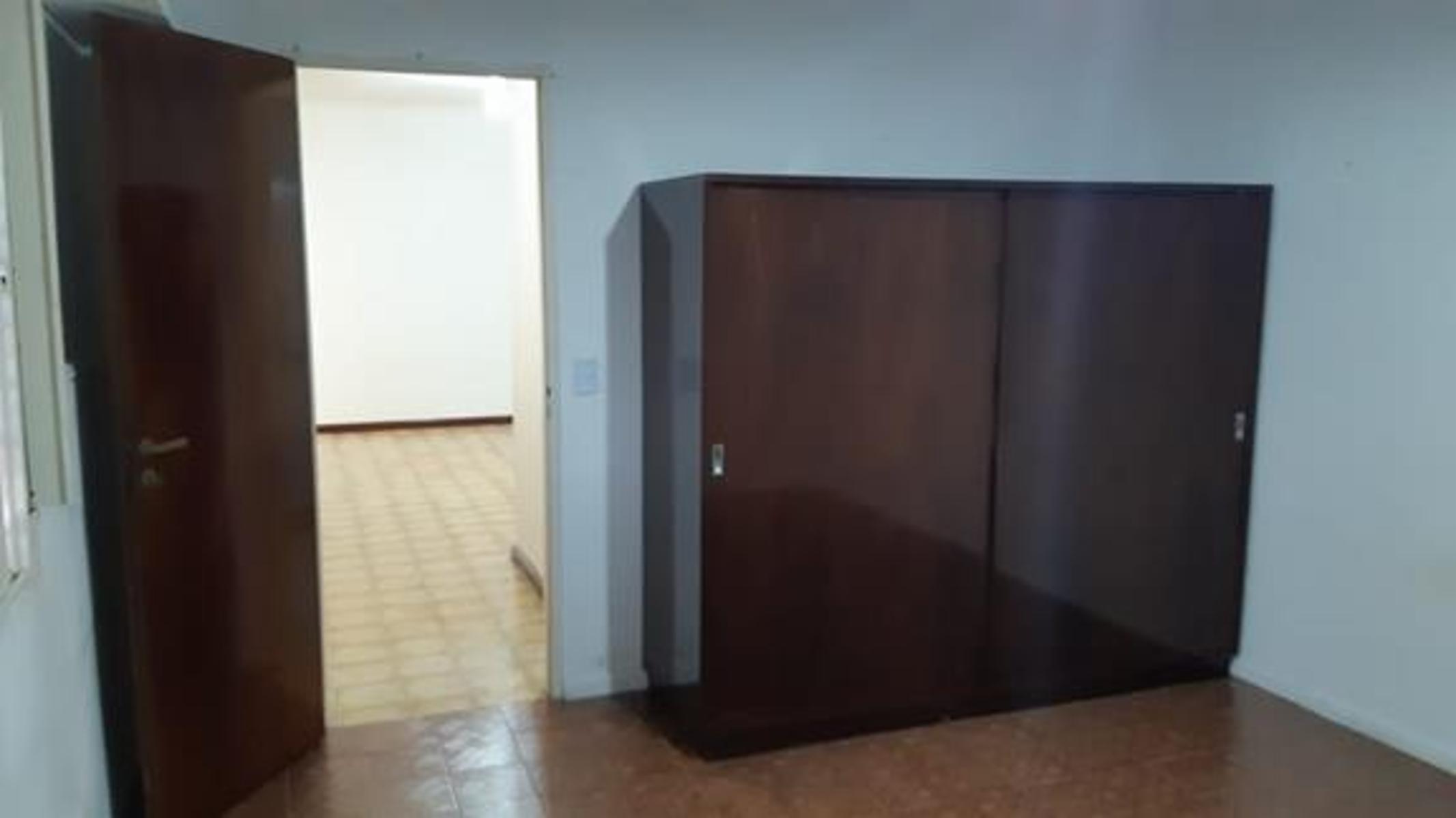 AVENIDA VELEZ SARSFIELD 431 · La Matanza — foto 8