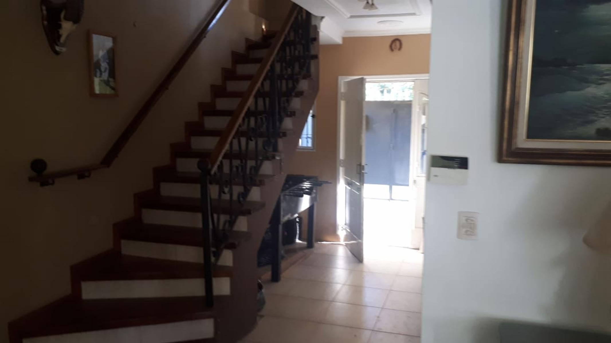 Saavedra 1390 · Escobar — foto 8