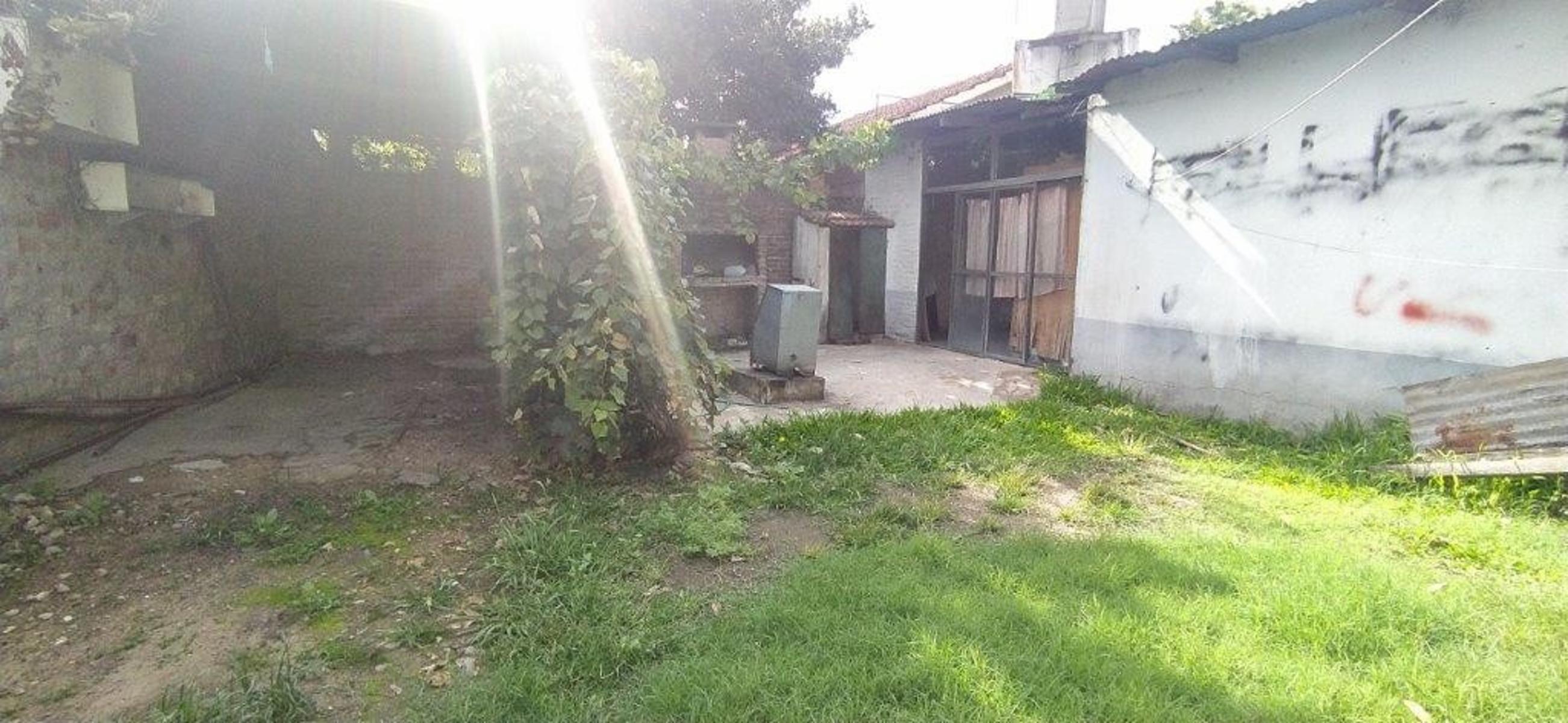 ANDRES BERASAIN 999 · Esteban Echeverría — foto 11