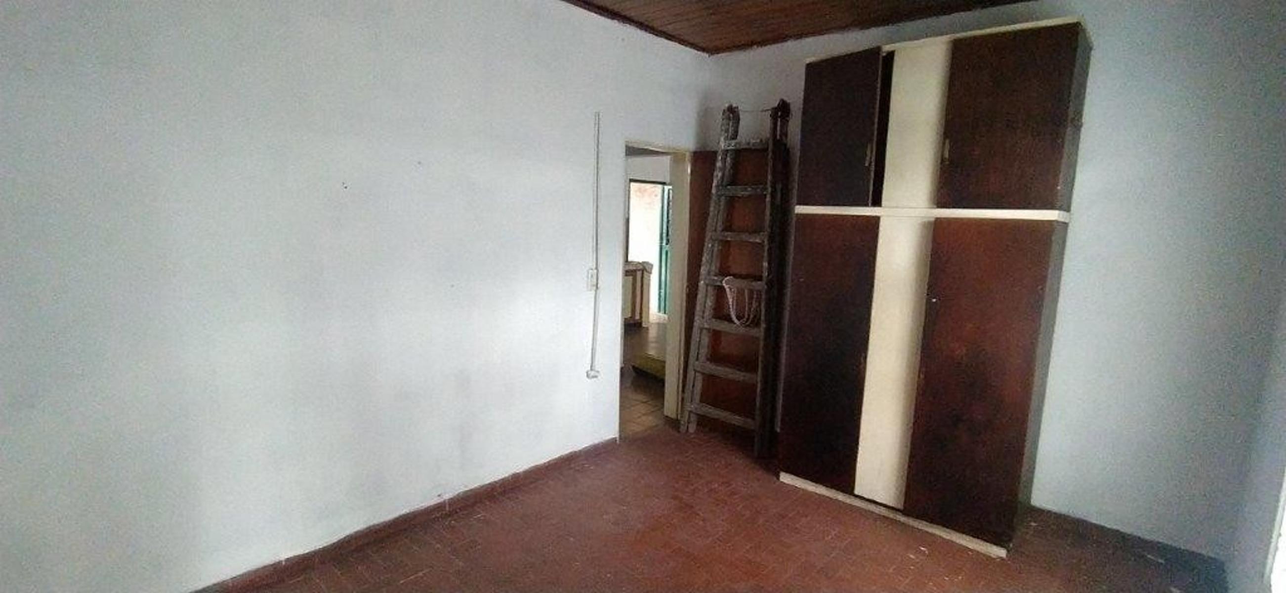 ANDRES BERASAIN 999 · Esteban Echeverría — foto 13