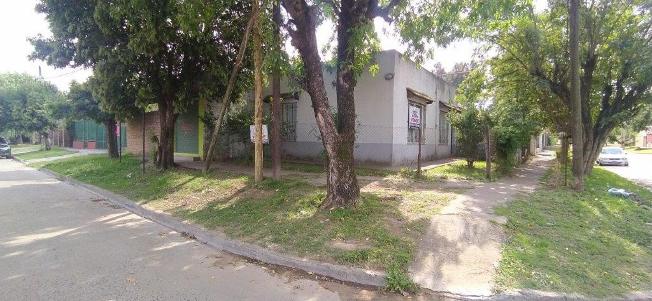 ANDRES BERASAIN 999 · Esteban Echeverría — foto 4