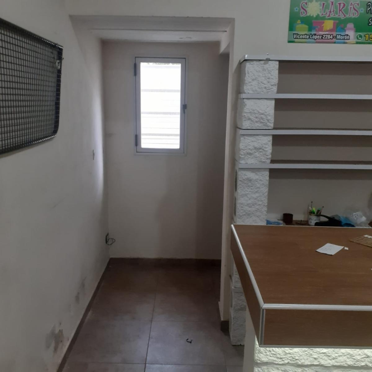 VICENTE LOPEZ al 2200 · Morón — foto 14