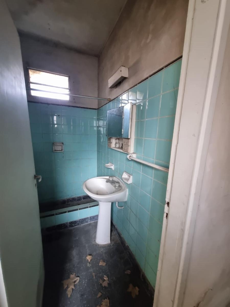 CARLOS CASARES 320 · Lomas De Zamora — foto 5