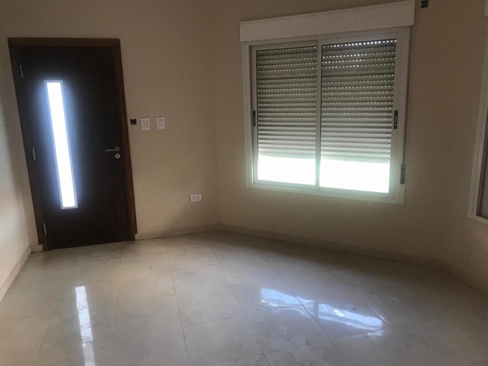 REPÚBLICA SIRIA 2708 · Bahia Blanca — foto 14