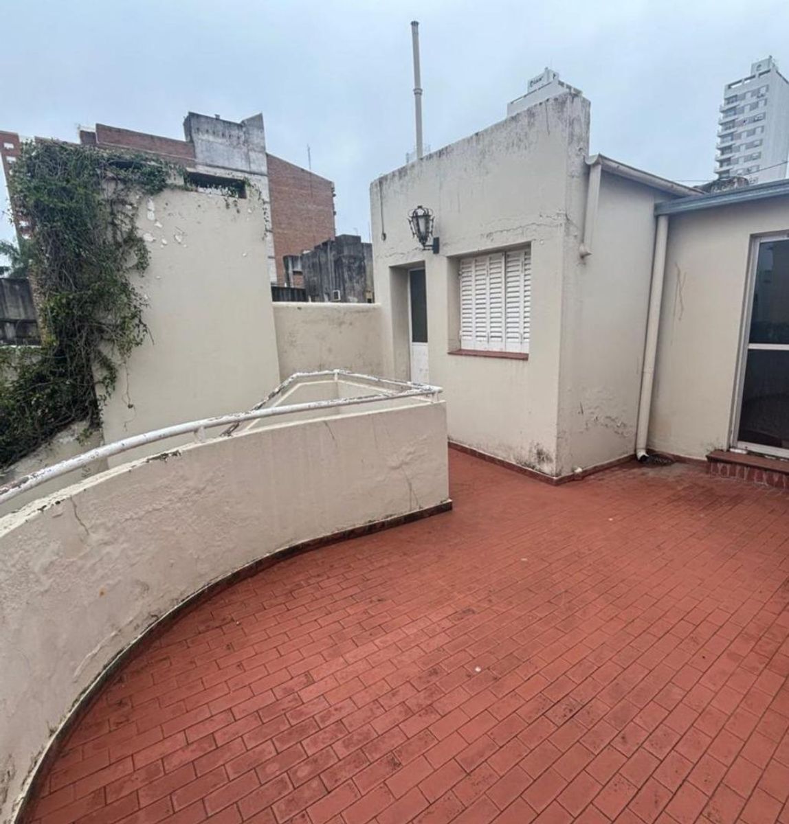 Irigoyen Freyre 2881 · La Capital — foto 17