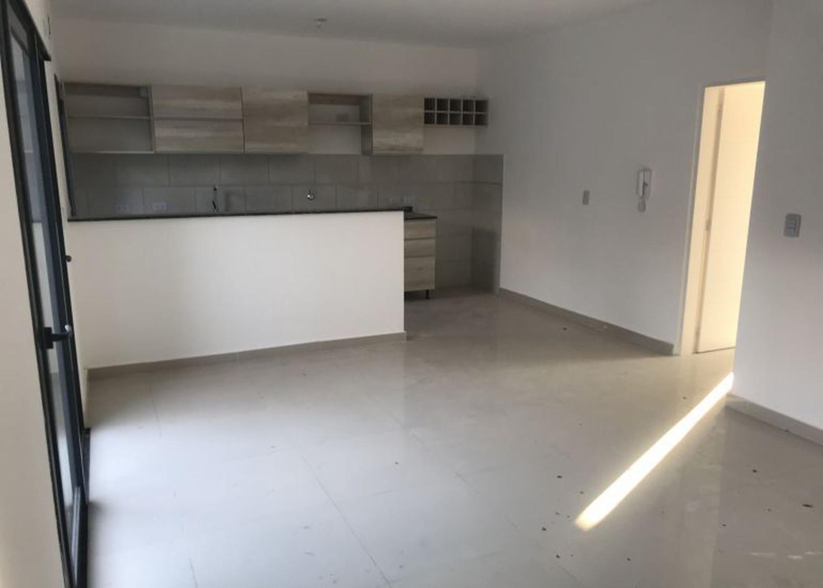 GOB. ALCORTA A METROS DEL LAGO · Punilla — foto 4
