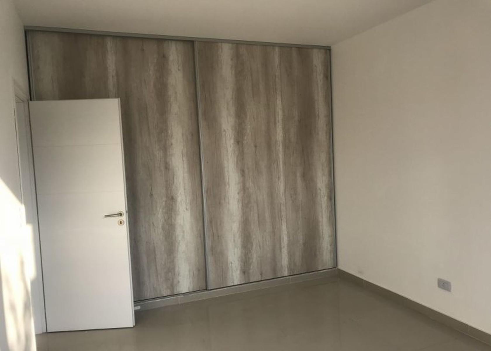 GOB. ALCORTA A METROS DEL LAGO · Punilla — foto 8