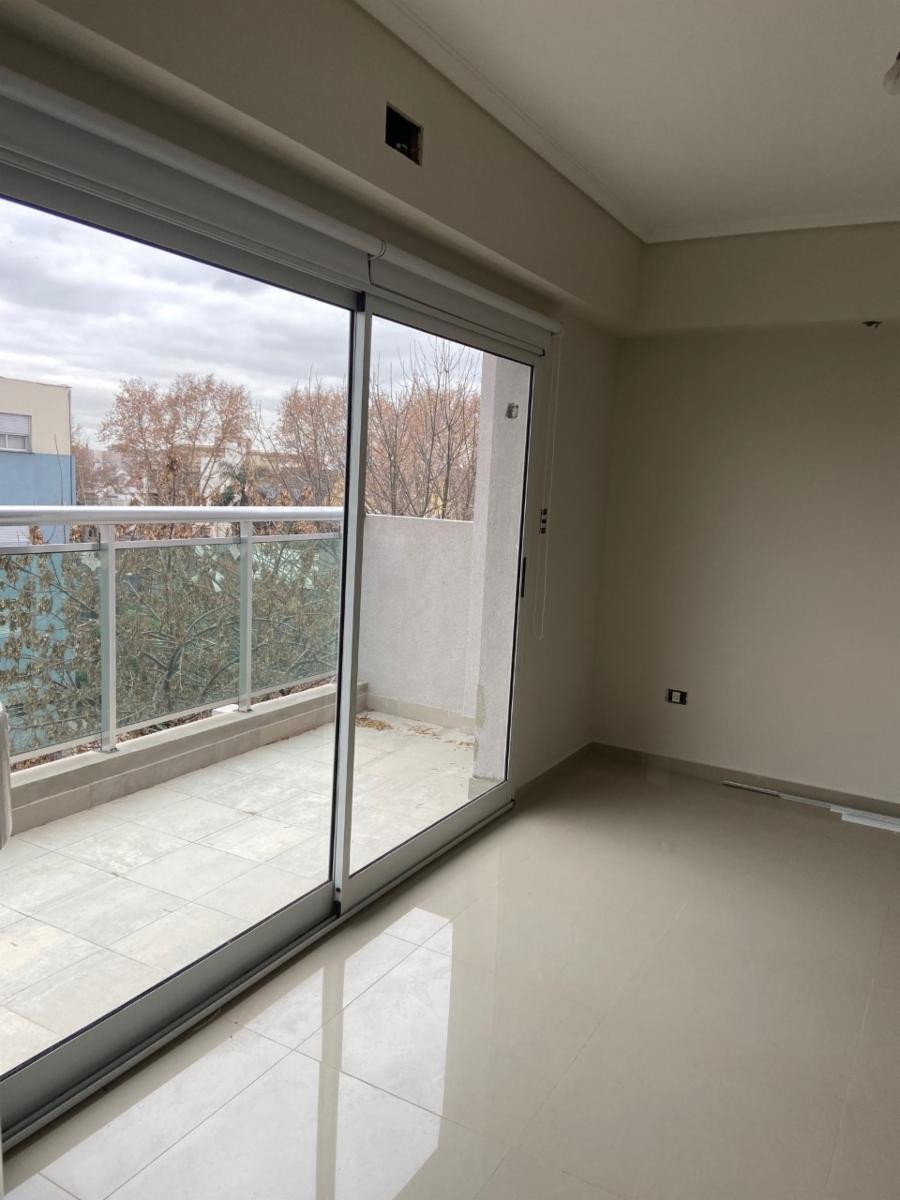 PATRON 5800 · Villa Luro — foto 13