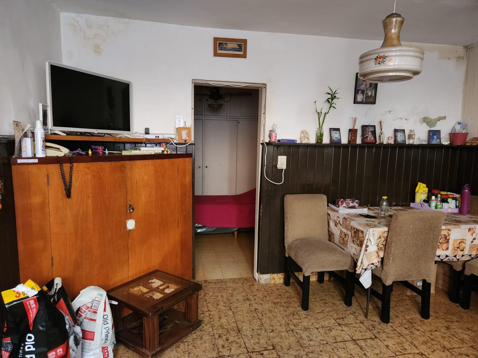 BRANDSEN 4515 · Tres De Febrero — foto 6