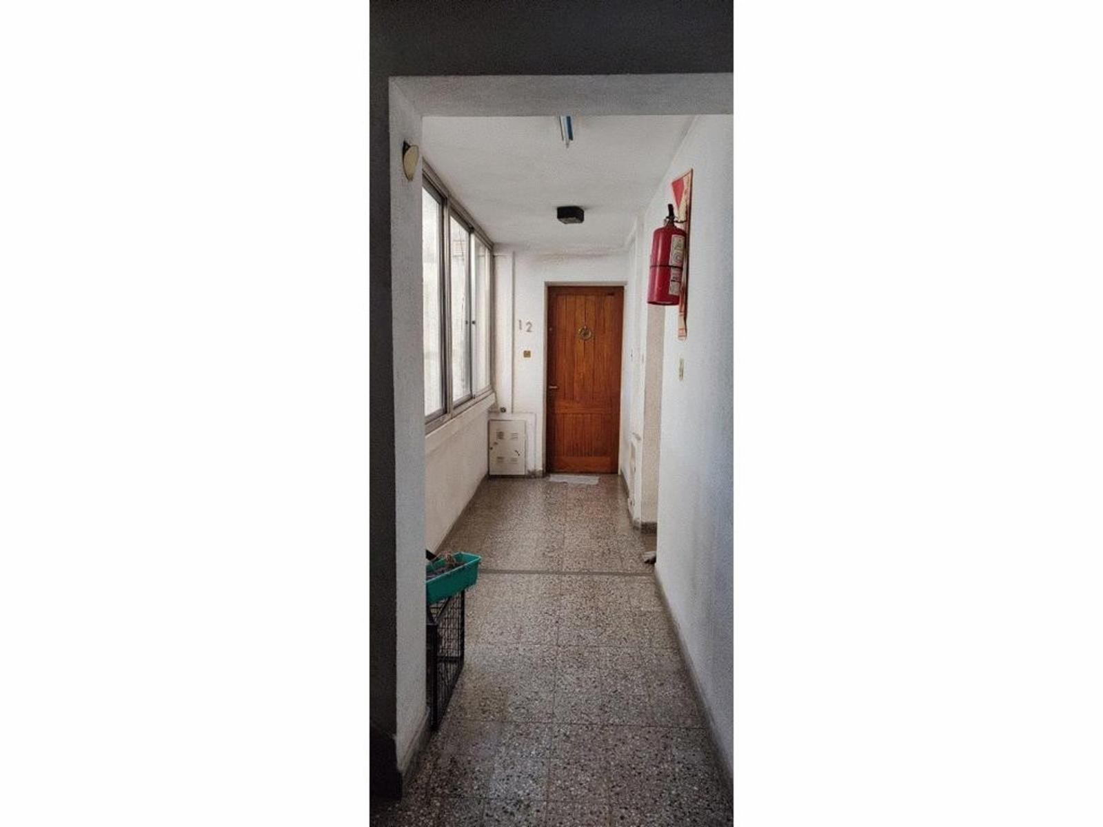 Huatey 855 , 1° 12 · La Matanza — foto 4