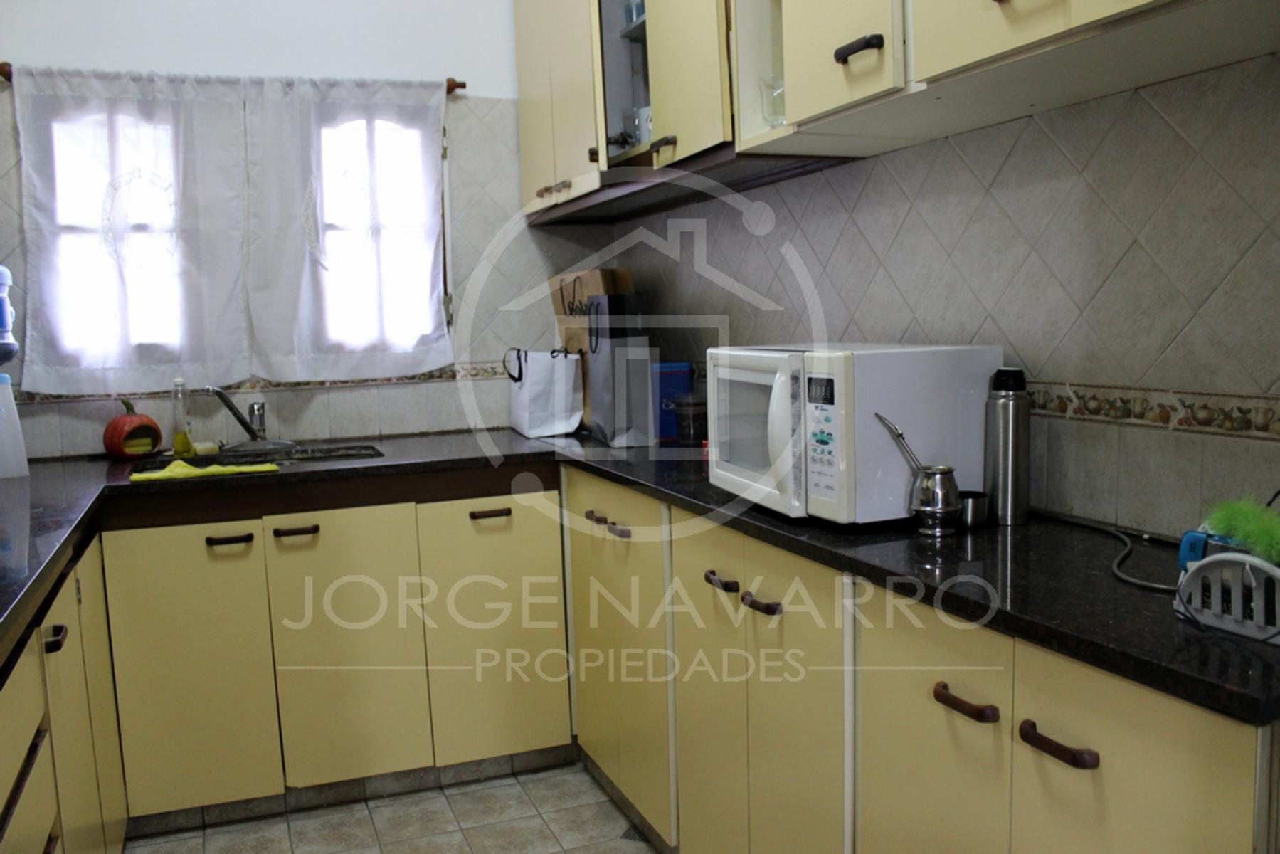 Aristobulo del Valle 885 · Morón — foto 16