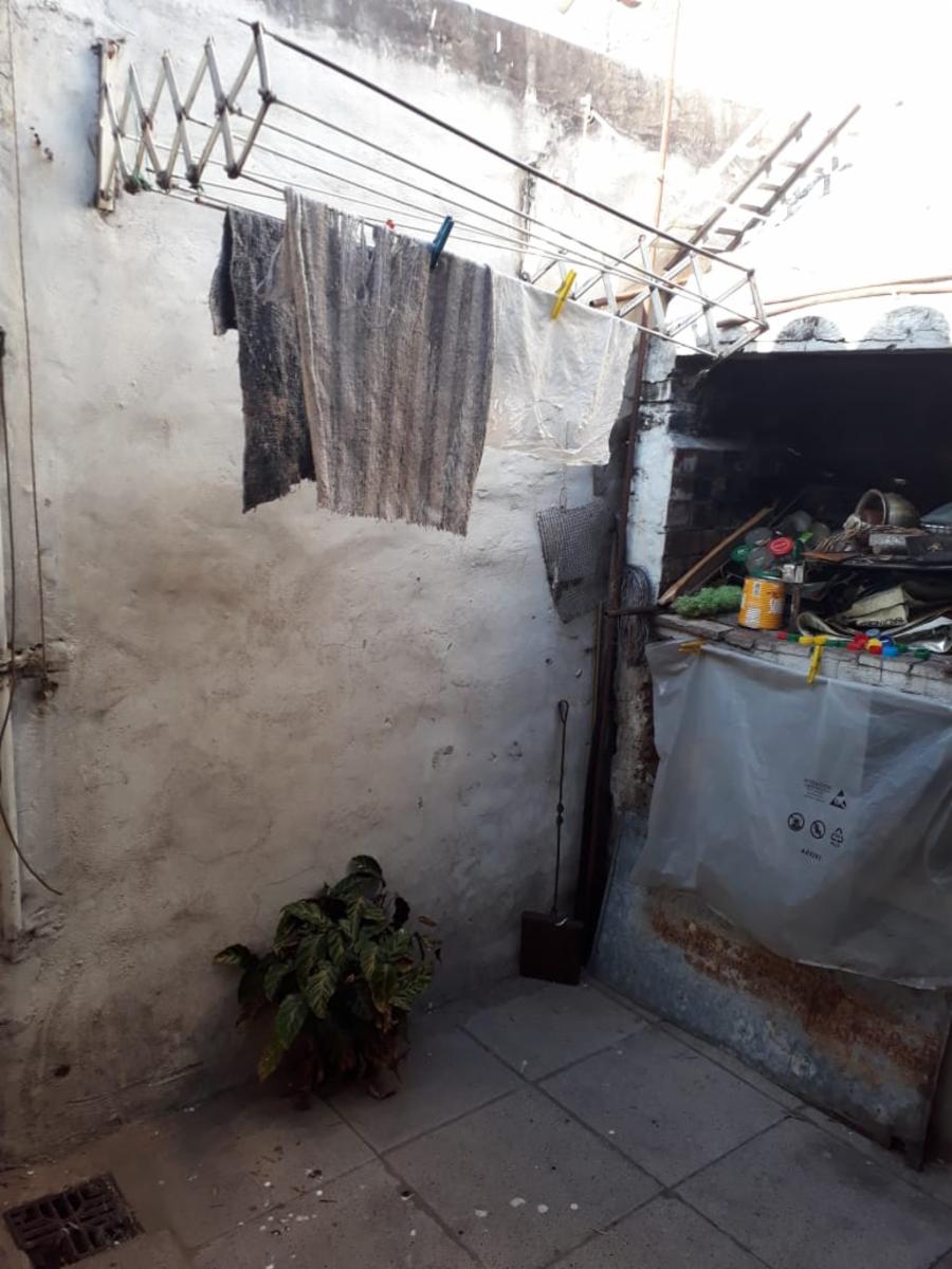 Erezcano 1001 · Almirante Brown — foto 8