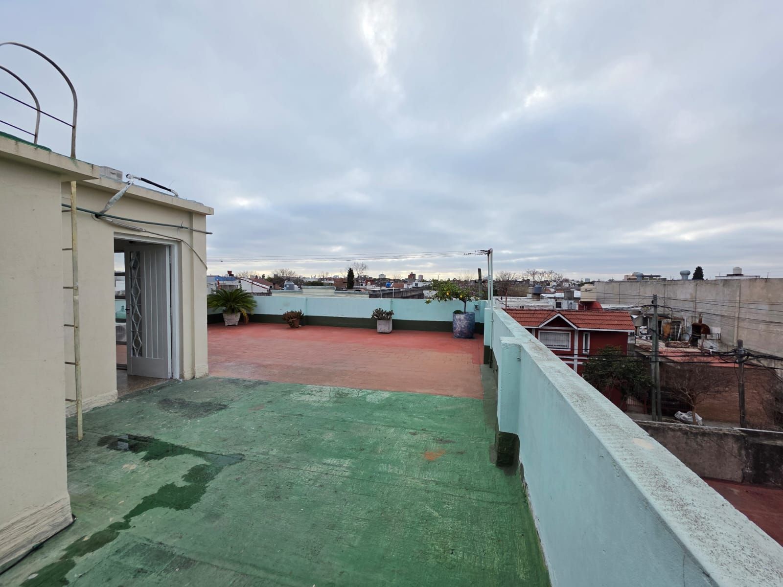 Departamento ph en alquiler en Ramos Mejia 4 ambientes SIN EXPENSAS