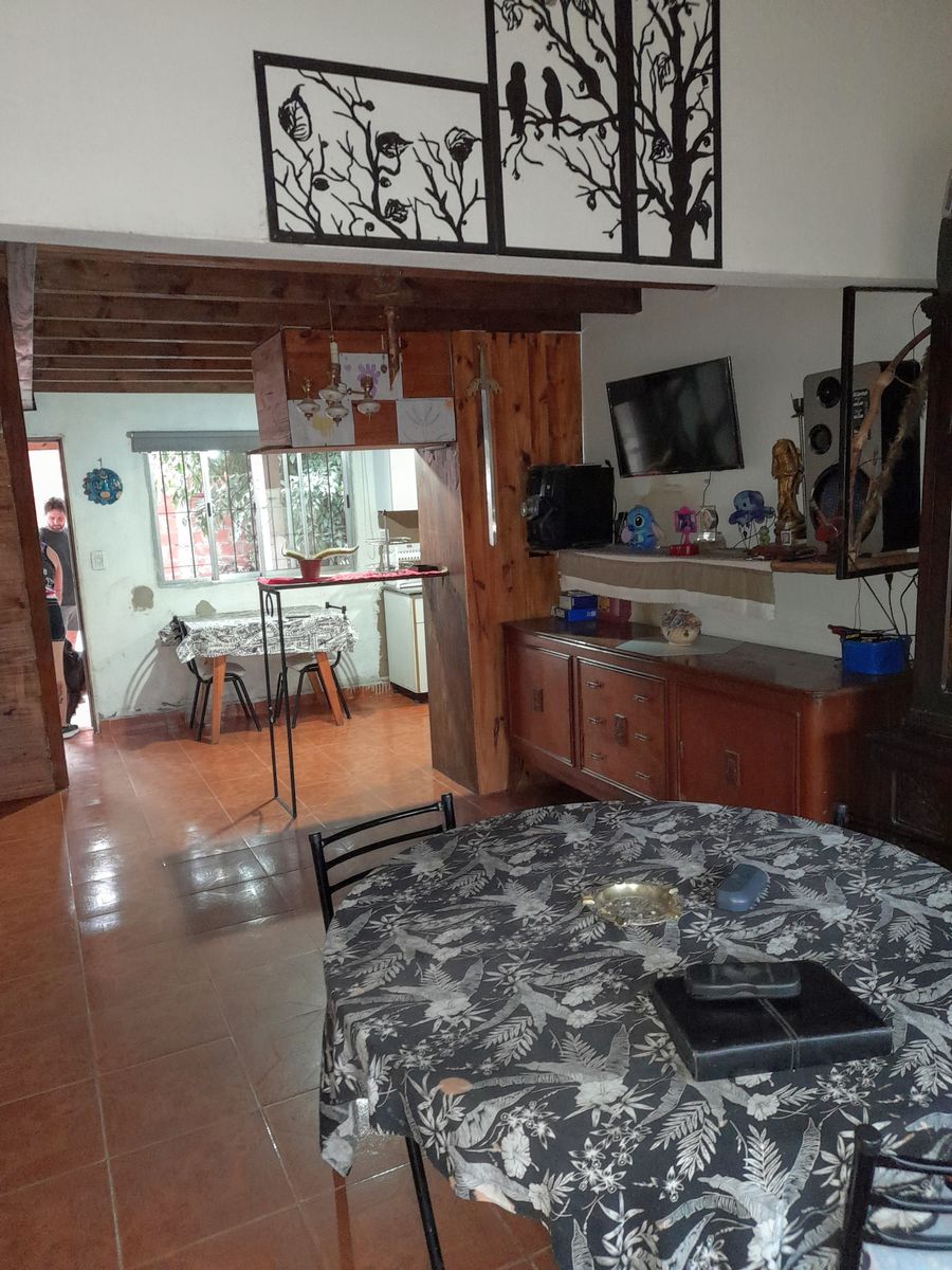 Tupac Amaru 5800 · Moreno — foto 4