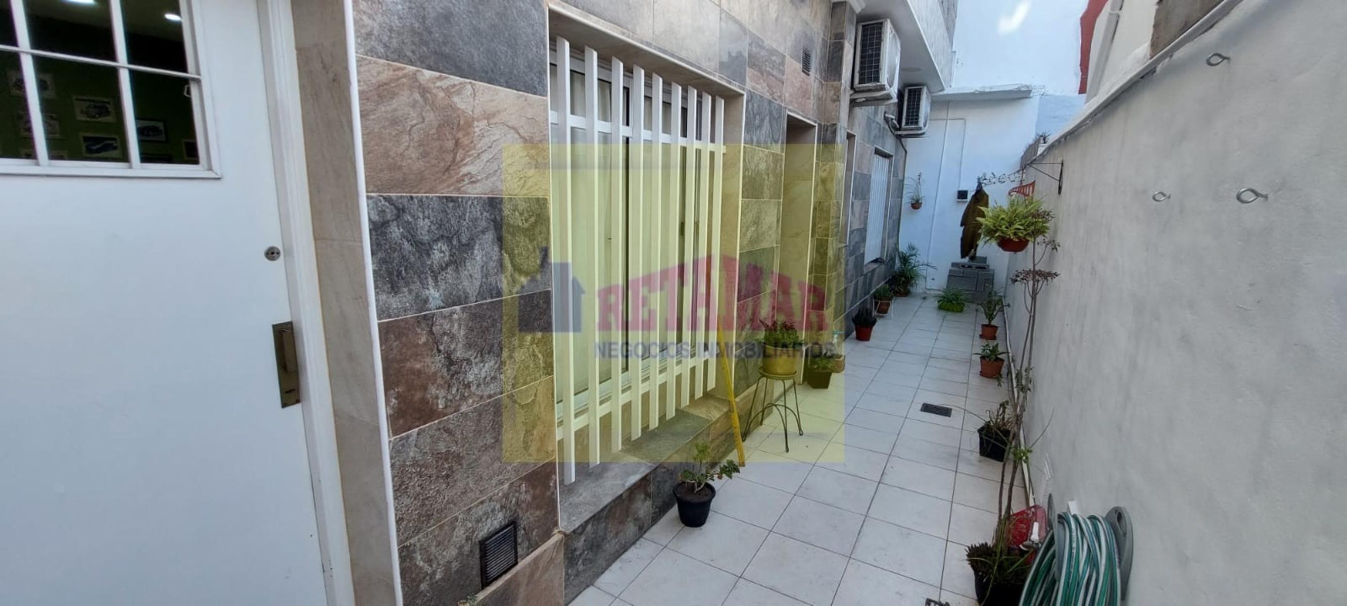 EXCELENTE PH DE 4 AMBIENTES EN 2 PLANTAS. ZONA SAN JUSTO/ LOMAS DEL MIRADOR. CONSULTE 