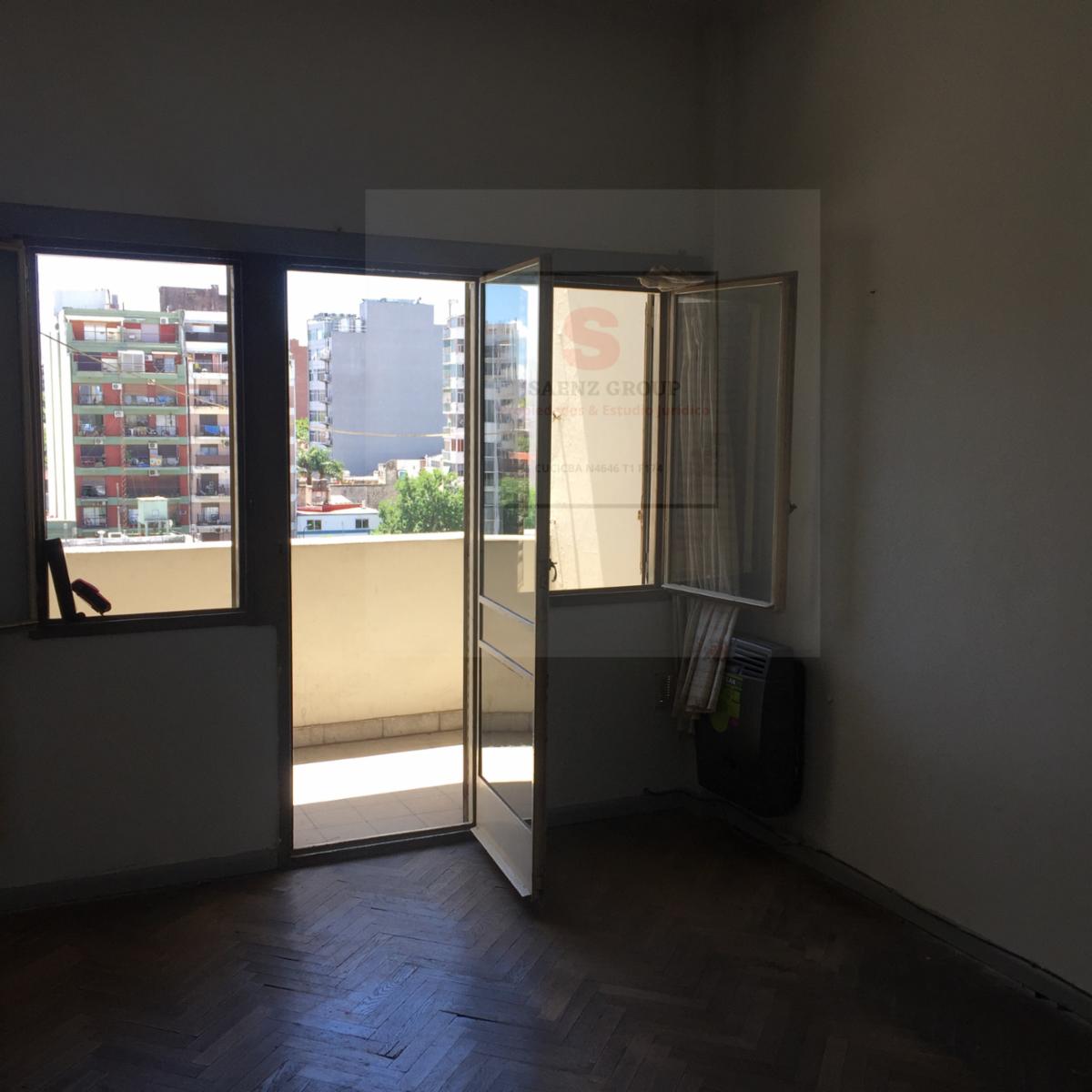 Av Caseros 2600 · Parque Patricios — foto 4