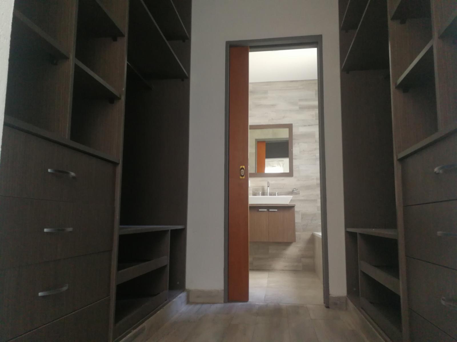 alfonsina storni 2799 · Luján — foto 20