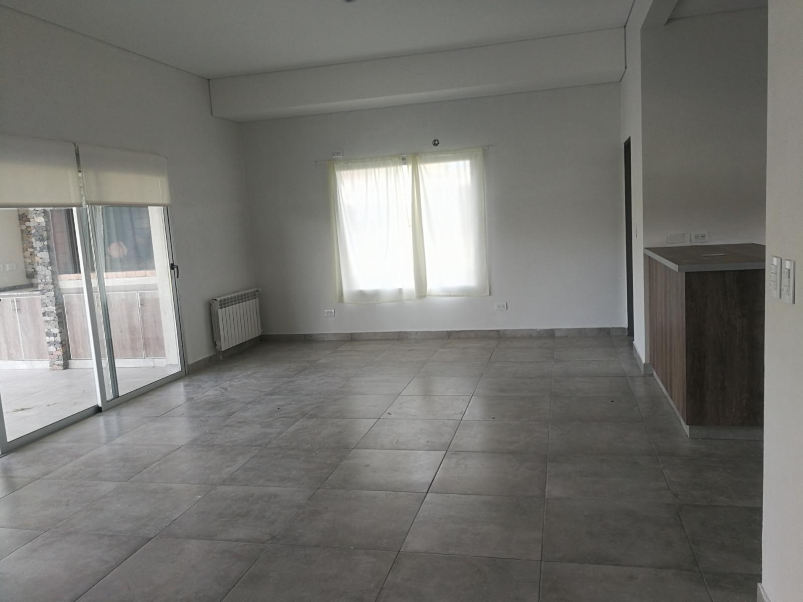 alfonsina storni 2799 · Luján — foto 4