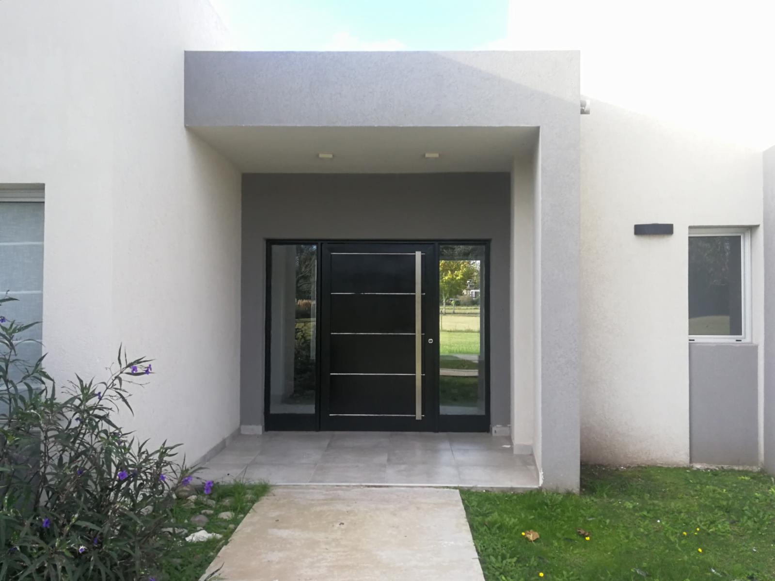 alfonsina storni 2799 · Luján — foto 31