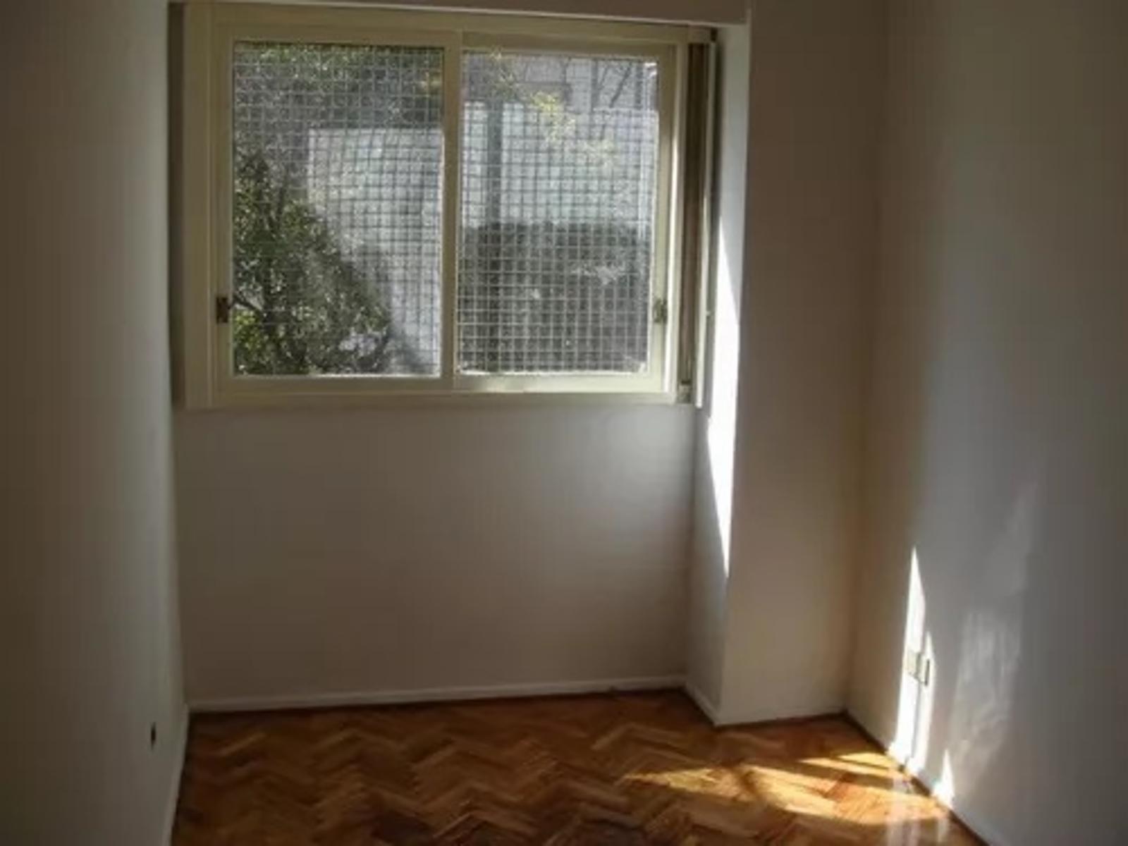 VALENTIN VIRASORO 900 · Caballito — foto 5