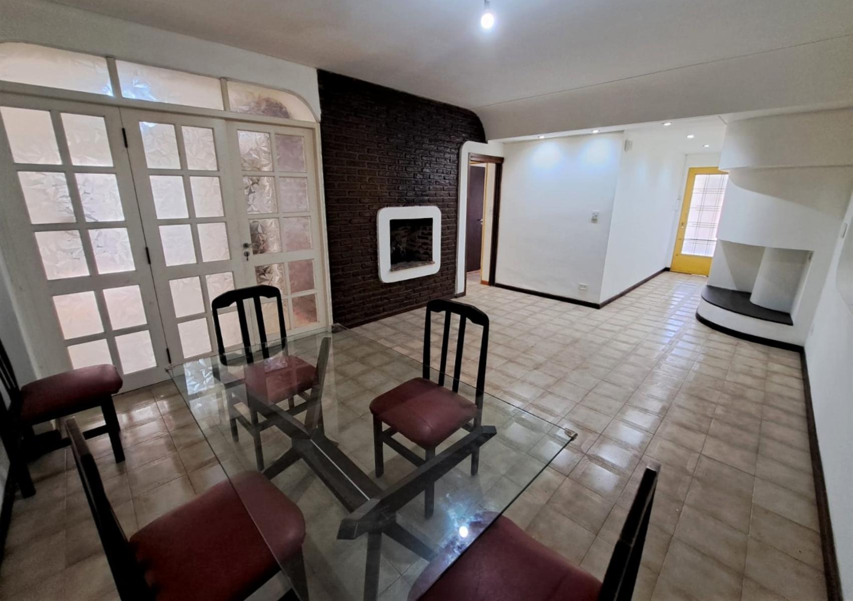 GELLY Y OBES 600 · Morón — foto 4