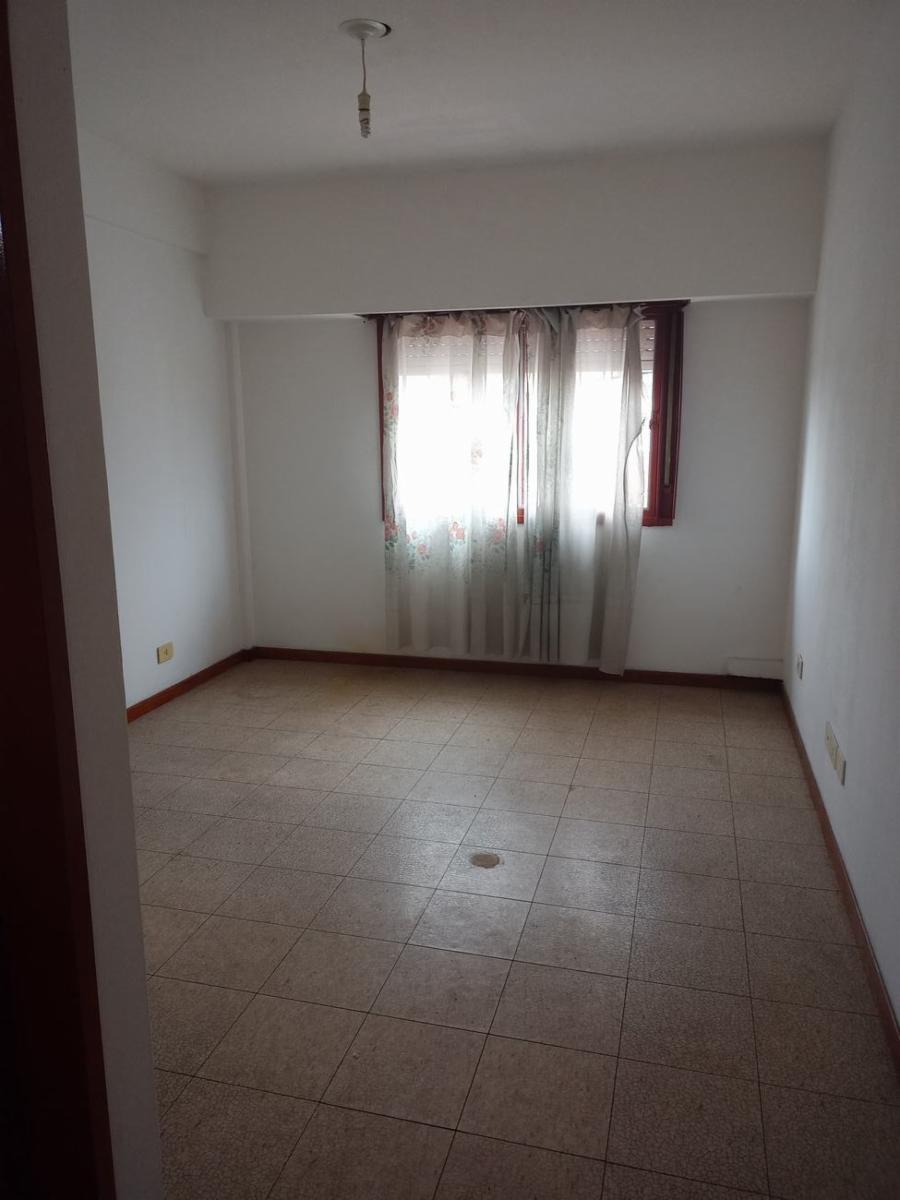 rocha montarce 1500 · Morón — foto 6