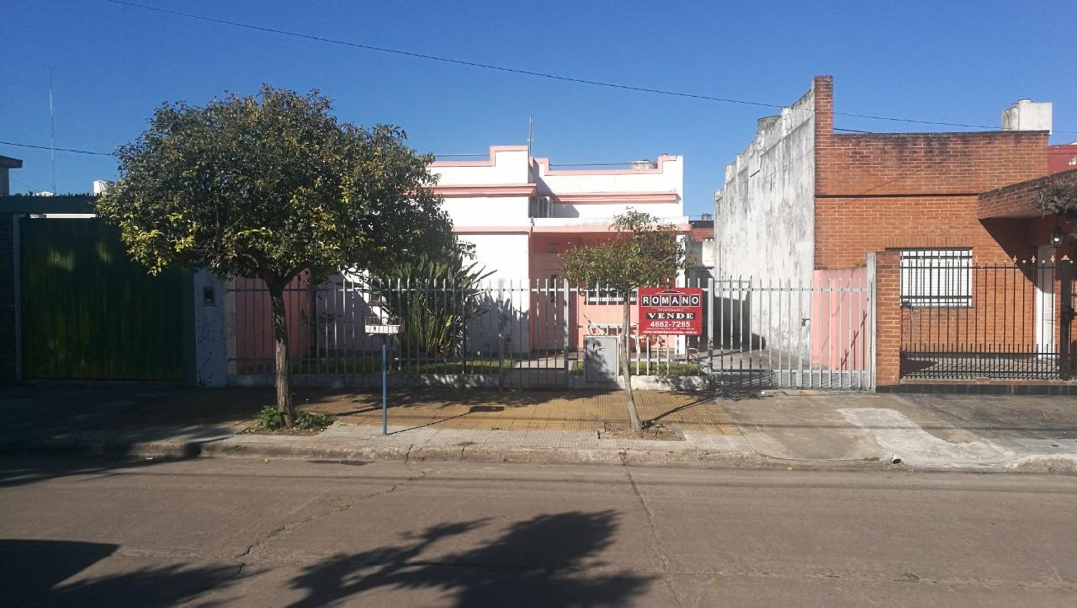 Mariano Escalada 1753 · Morón — foto 3